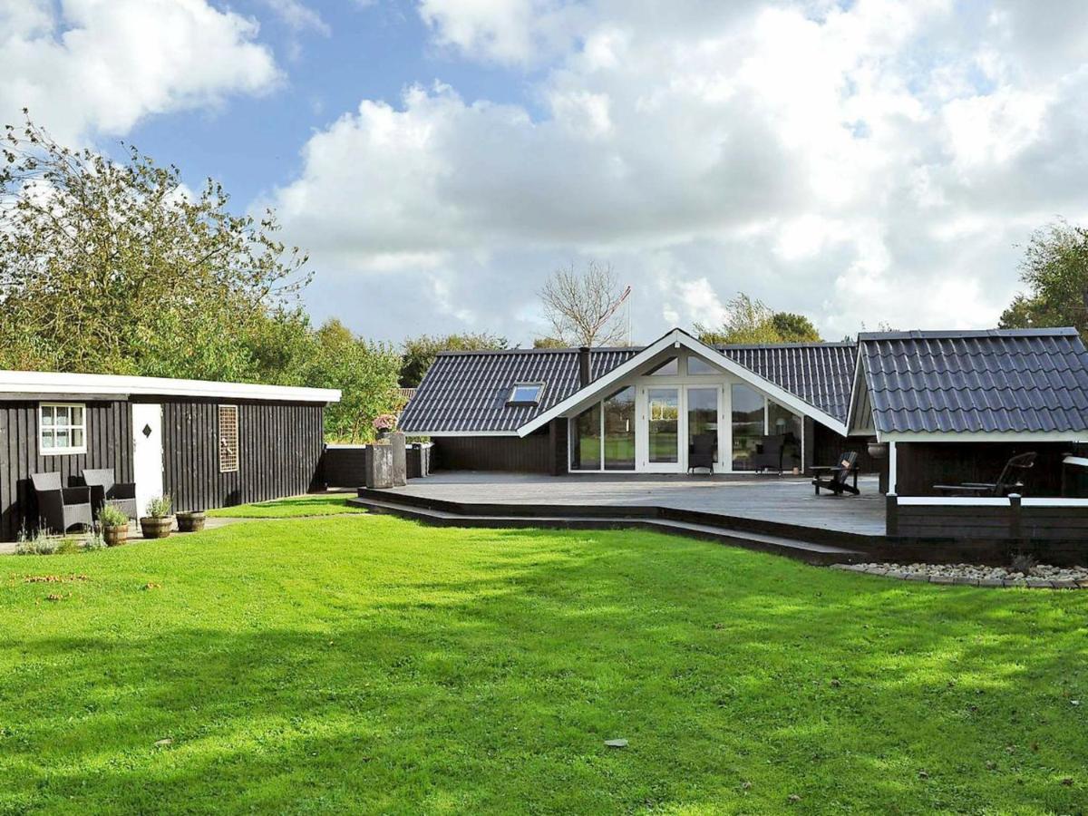 6 Person Holiday Home In Ansager Extérieur photo
